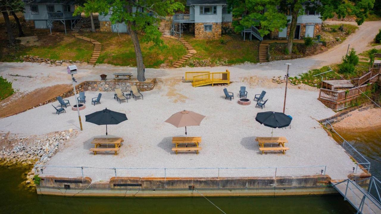 Lakeshore Fishing Cabins #4 Lake Ozark Luaran gambar